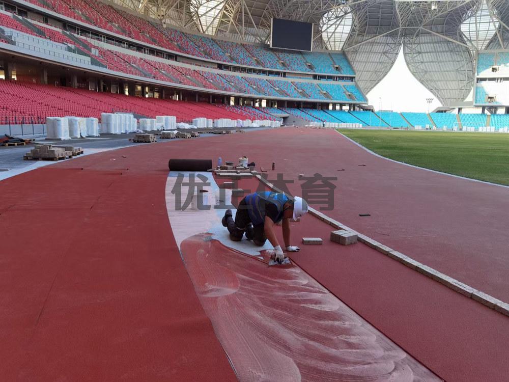 联系我们预制型橡胶跑道每平方米的价格